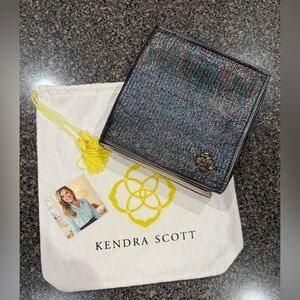 Retired Kendra Scott Zip Away Small Jewelry Organizer - Rare Dust bag included